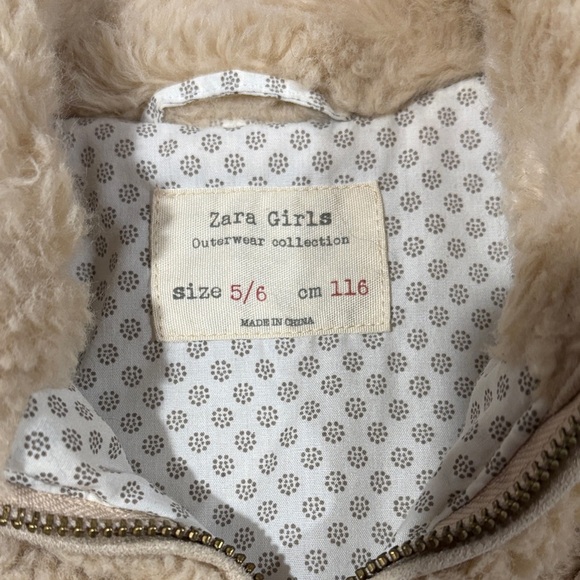 Zara Kids Tan Faux Fur Vest - Picture 2 of 5